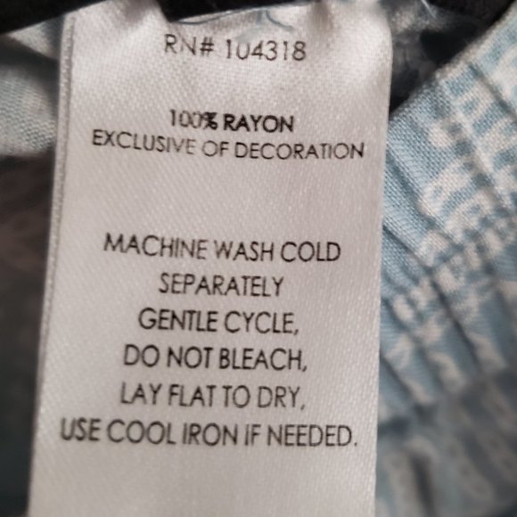 Cute Derek Heart Blue and White shorts - Picture 10 of 10